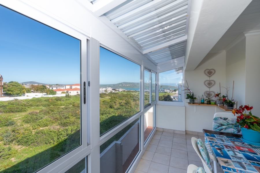 4 Bedroom Property for Sale in Myburgh Park Western Cape